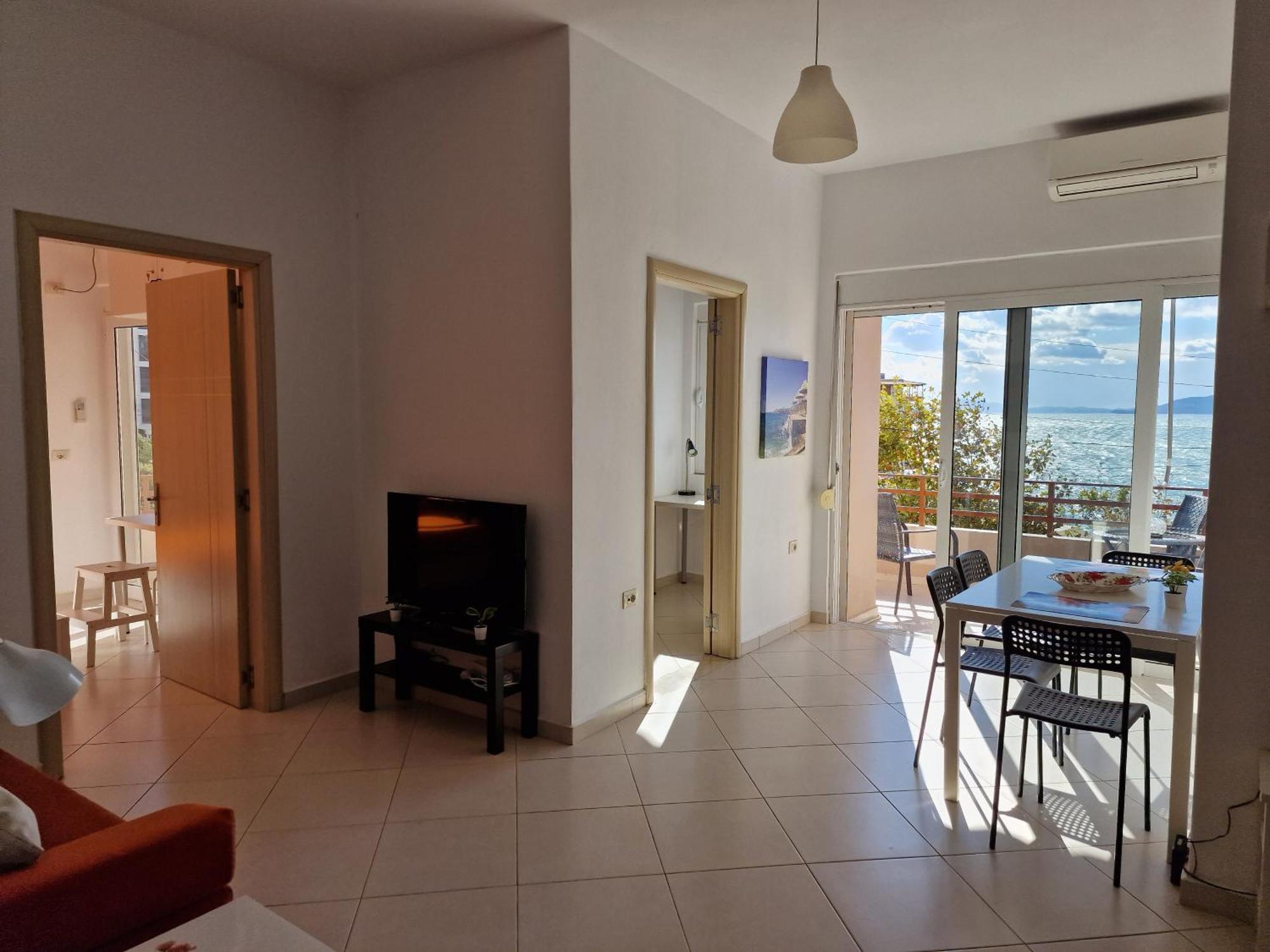 Orange Corner Apartment ซารานเดอ ภายนอก รูปภาพ